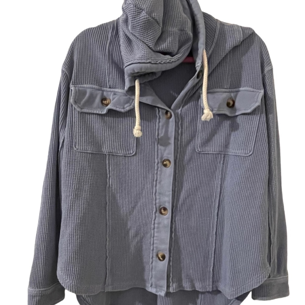 American Eagle Oversized Thermal Button Up